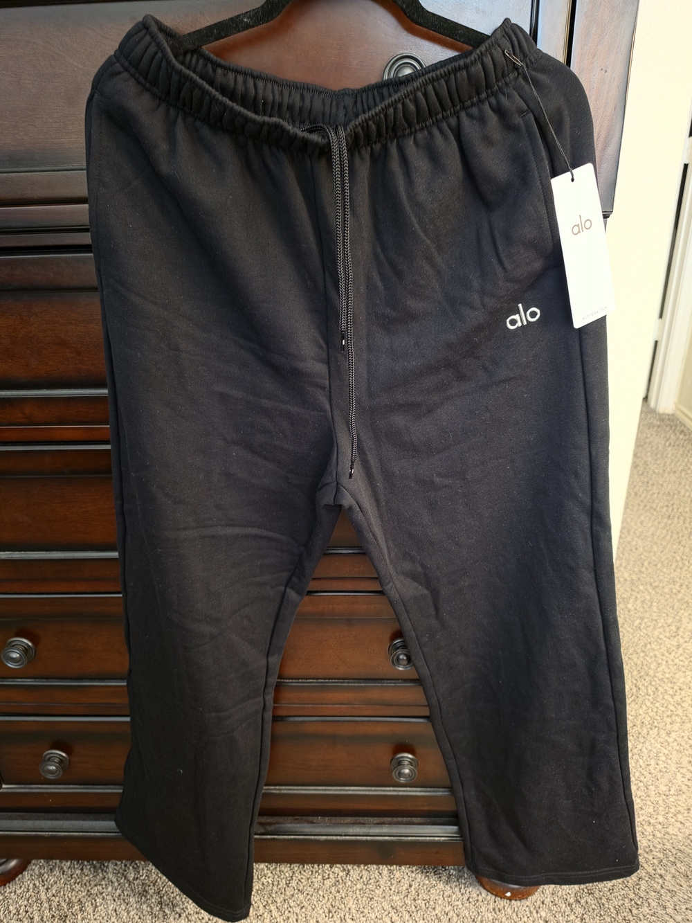 ALO Yoga Black Relaxed Fleece Joggers XL - Picture 2 of 5